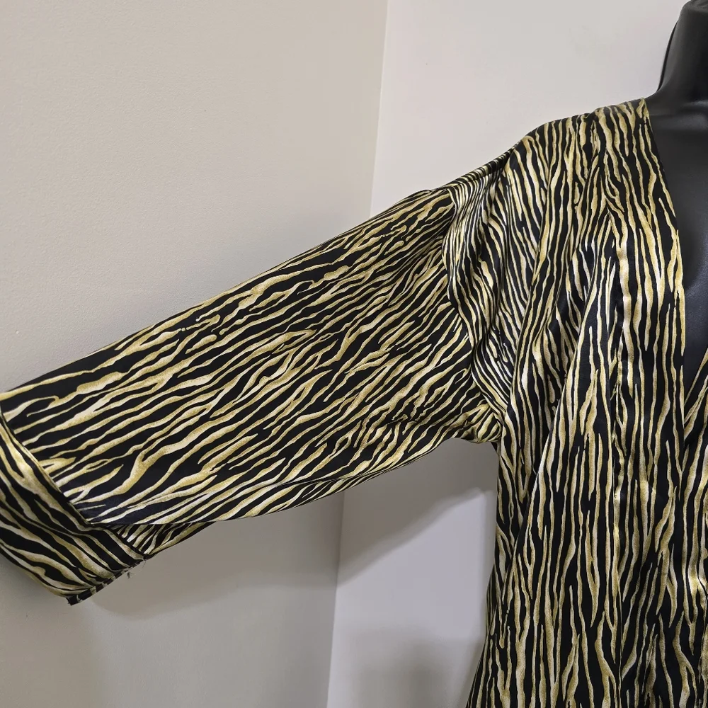 vintage‎ EVANDALE Intimates size M/L Silky Satin Animal Print Robe Black Gold